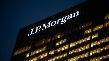 JPMorgan: ABD seçimleri öncesi ralli beklentisi dolara olan talebi artırdı